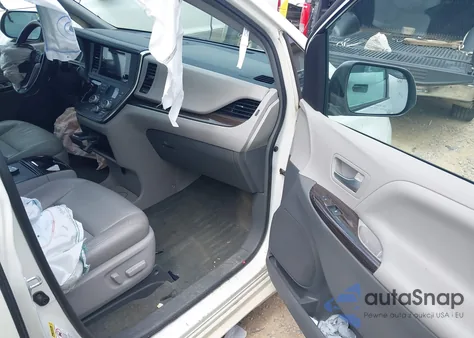 2016 Toyota Sienna Xle 8 Passenger from USA, damaged, VIN 5TDYK3DC9GS723047